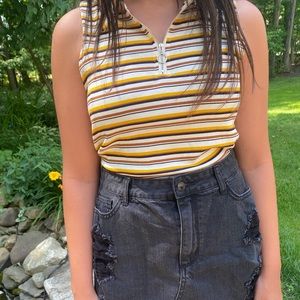 Pacsun 70s style crop shirt